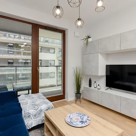 Apartment Arkadia Wola With Parking By Renters