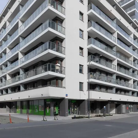 Apartment Arkadia Wola With Parking By Renters