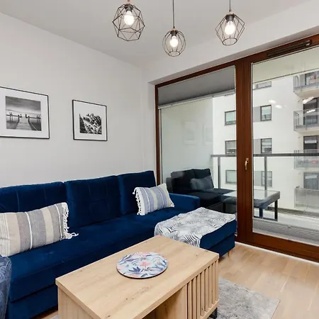 Apartment Arkadia Wola With Parking By Renters *